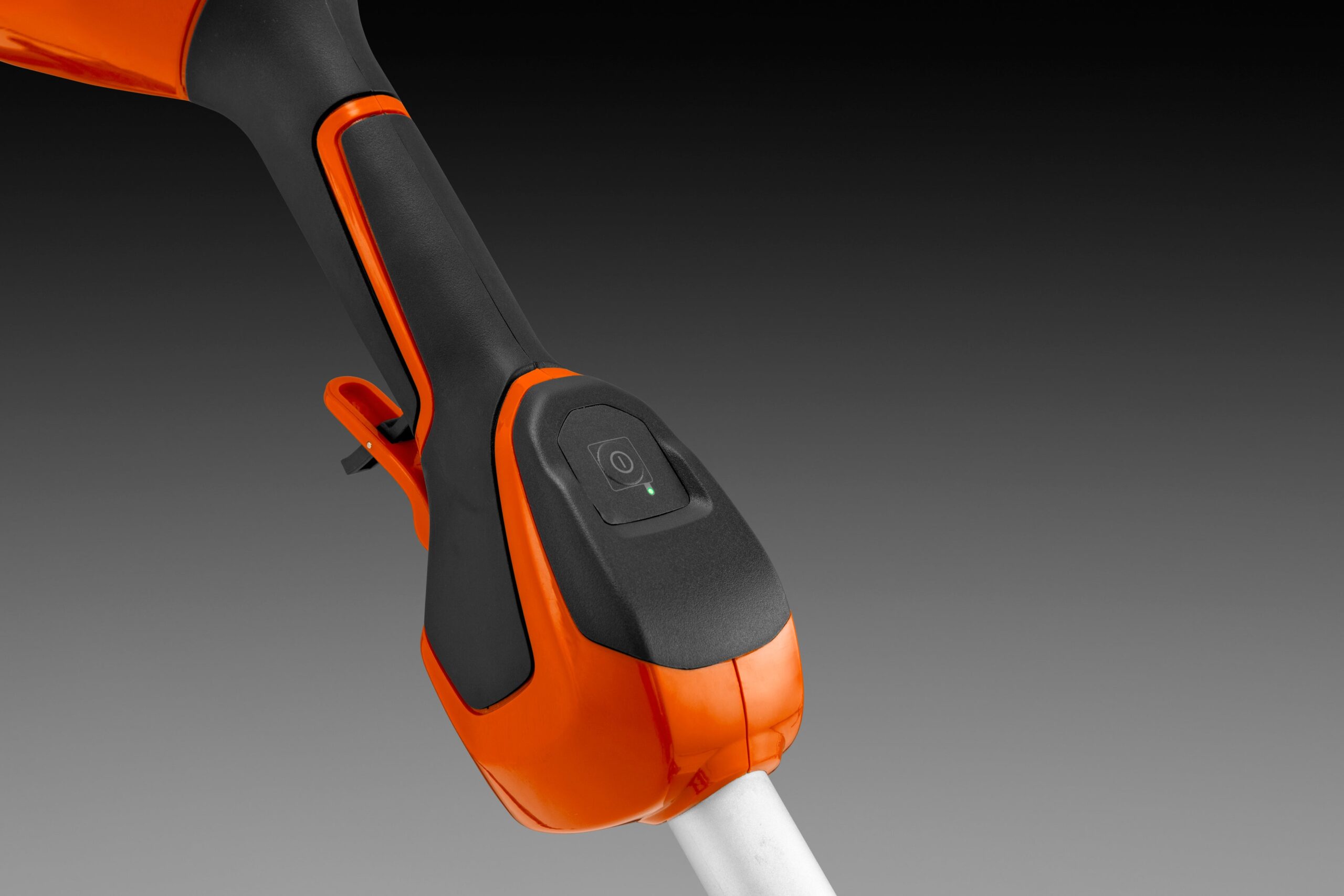 Husqvarna TH 125i lihtne kasutada Husqvarna TH 125i lihtne kasutada